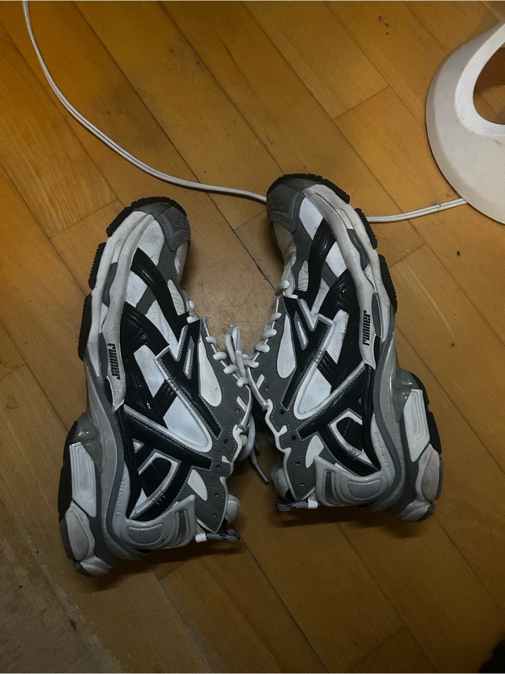 Balenciaga runners Black, Gray & White size 43